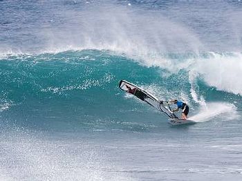 Location, Location, Location - This week the world's hottest wave sailors tell t - Windsurfing News