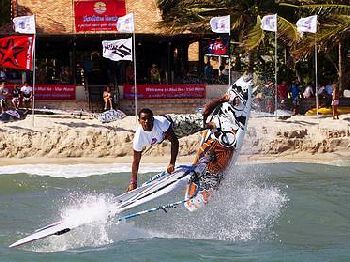 2011 Vietnam PWA Grand Slam - Day 2 - Windsurfing News