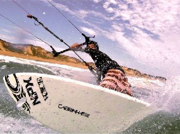 Sunshine Coast Kitesurfer wins Rnd 2 of the World Tour! - Kitesurfing News