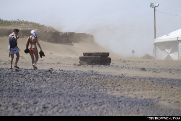 Pro Kiteboard Tour PKRA - Fierce Calima wind howls in Playa de Famara, Lanzarote / 1