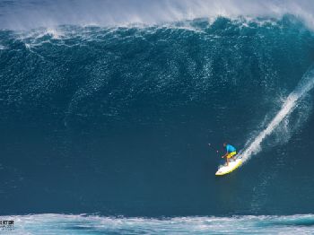 The fin chop - Kai Lenny gets chopped! - Stand Up Paddle News
