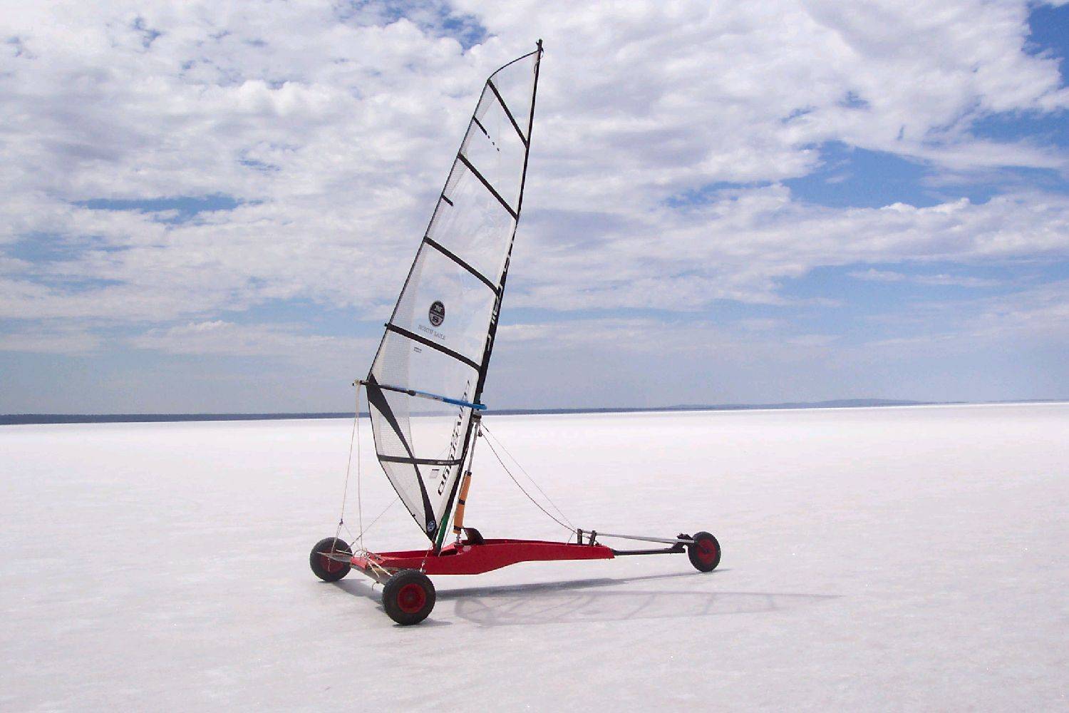 ice-ice-boat-iceboat-iceboat isabella-sailing on ice-isabella